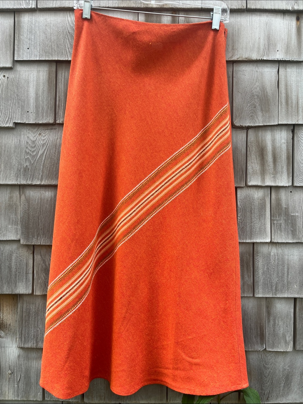 Linen blend embroidered maxie skirt XS